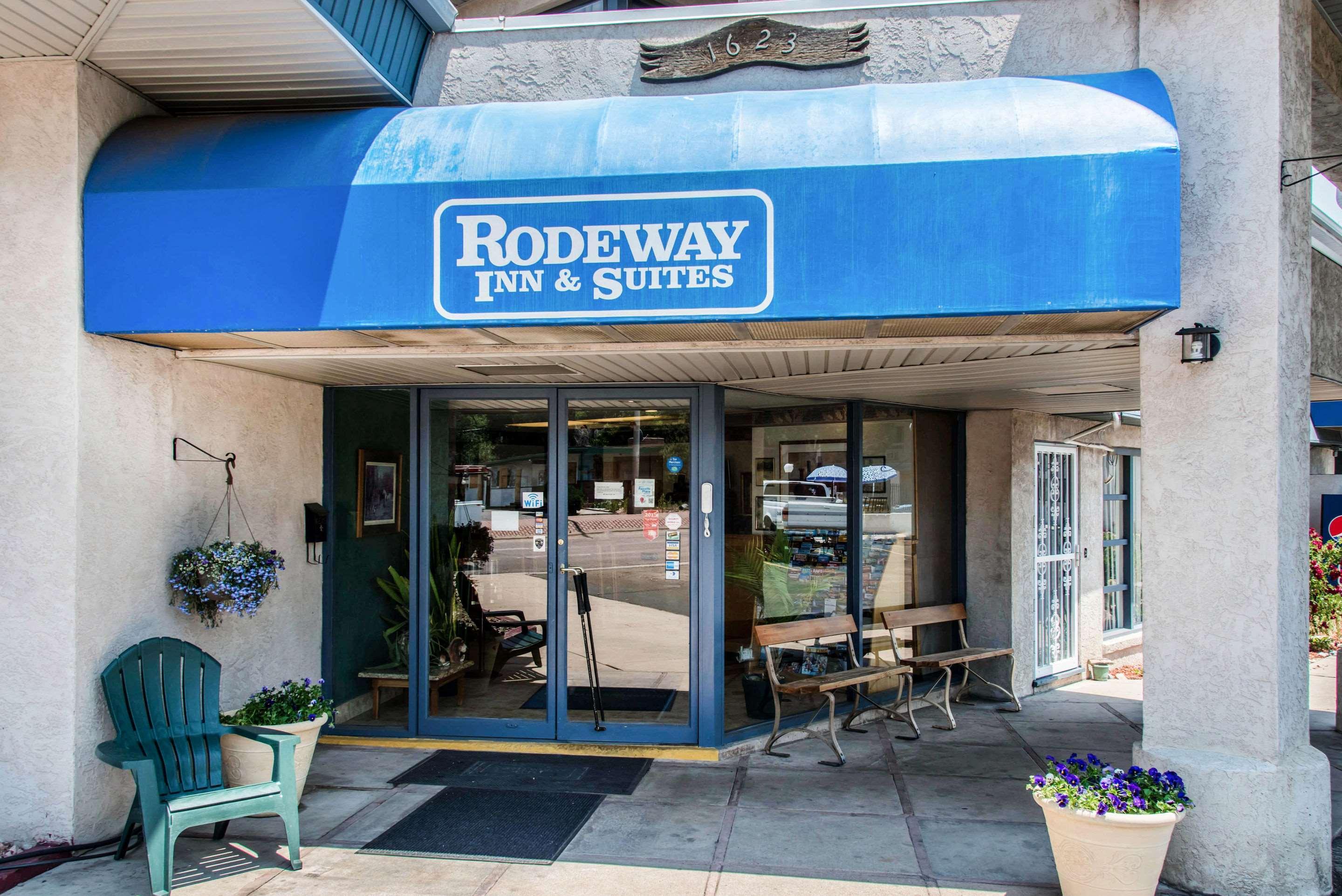 Rodeway & Hotel