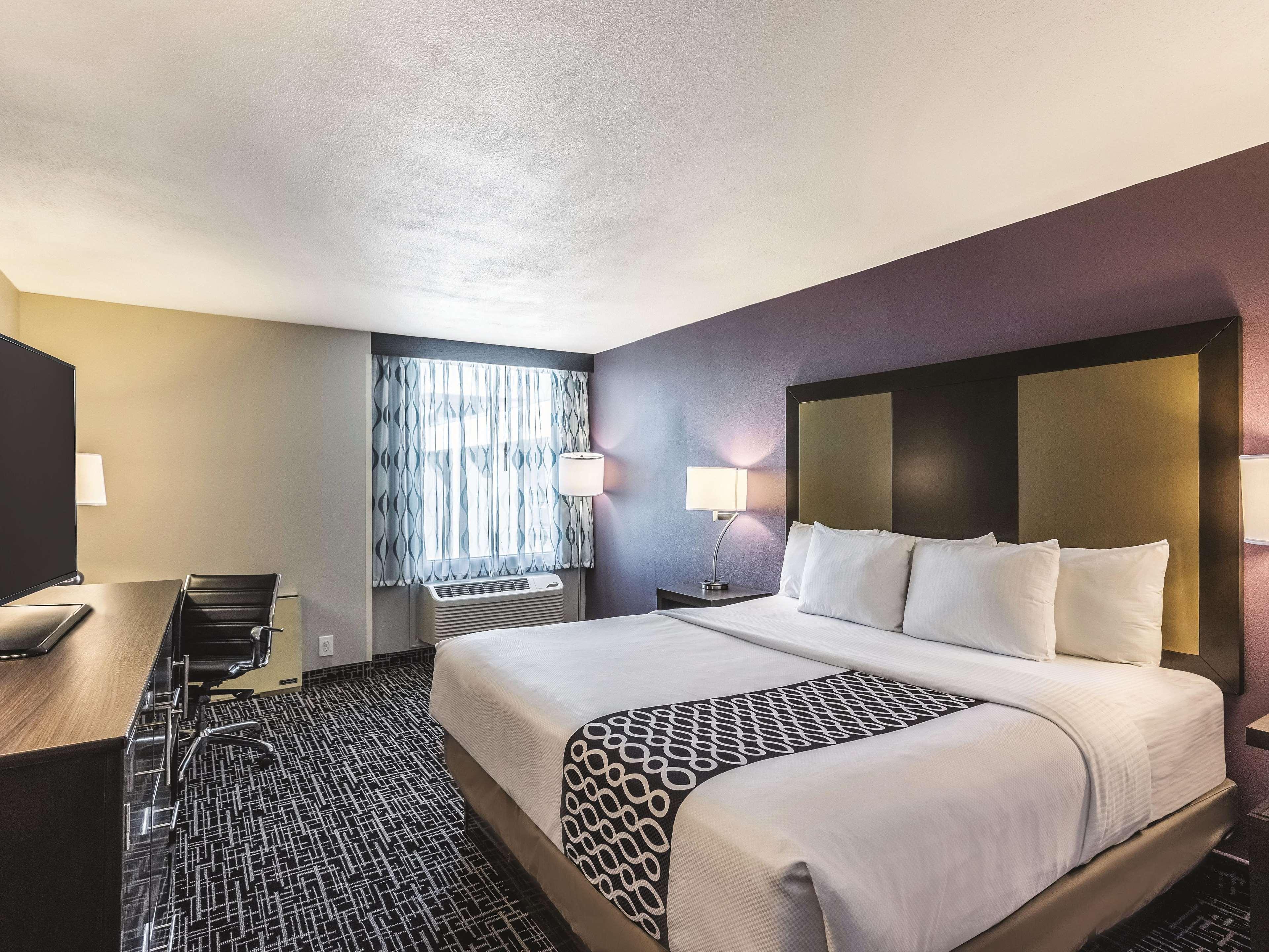 La Quinta By Wyndham North Hotel 3*