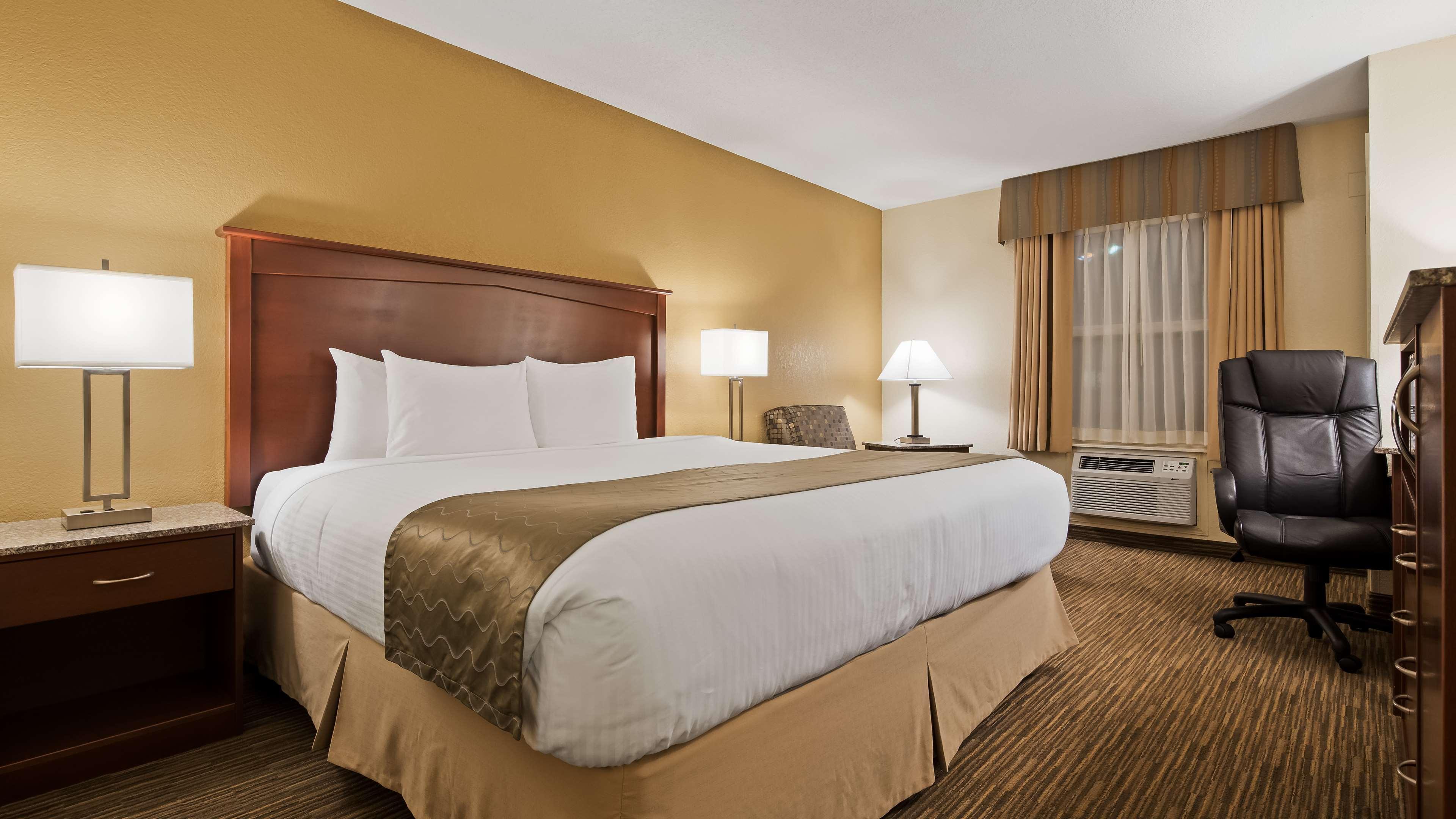 Western Executive & Hotel Colorado Springs