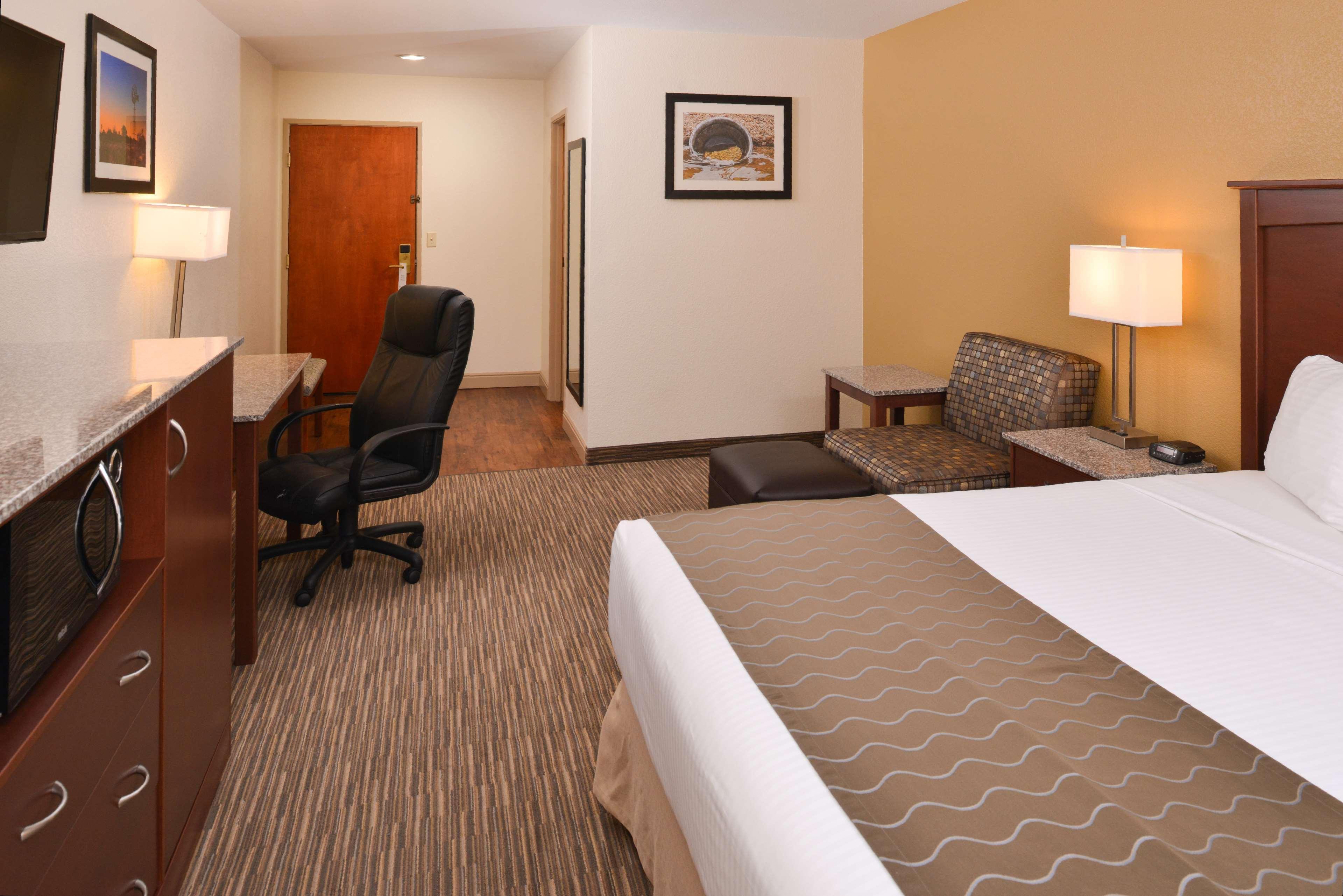 Western Executive & Hotel