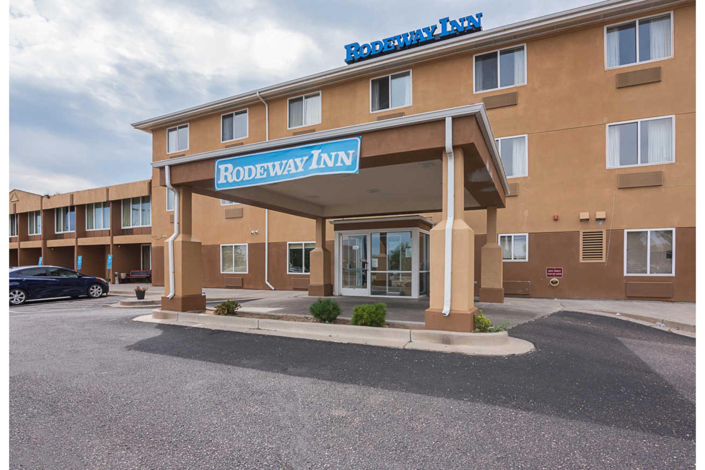 Rodeway Hotel 2*