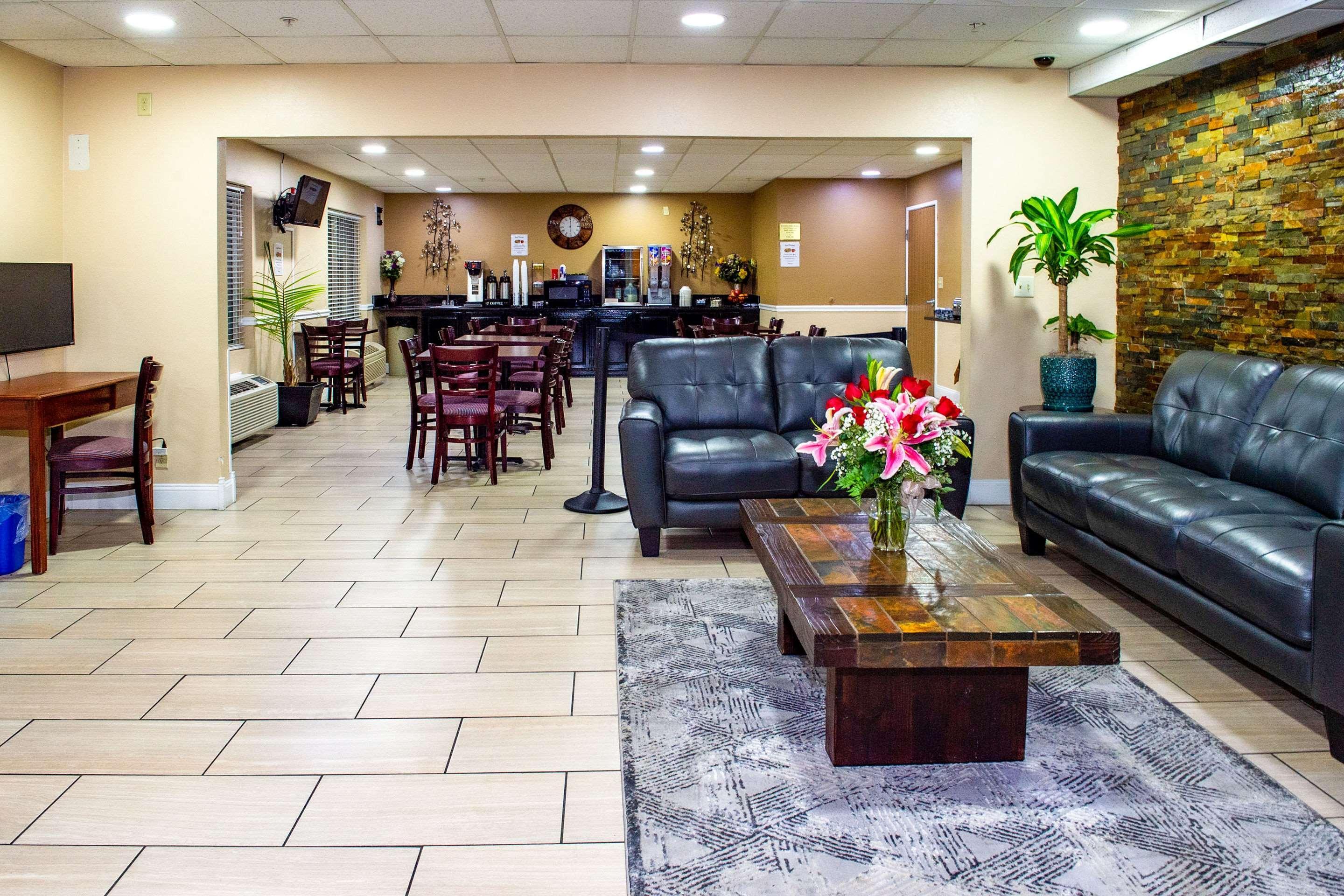 Rodeway Hotel Colorado Springs