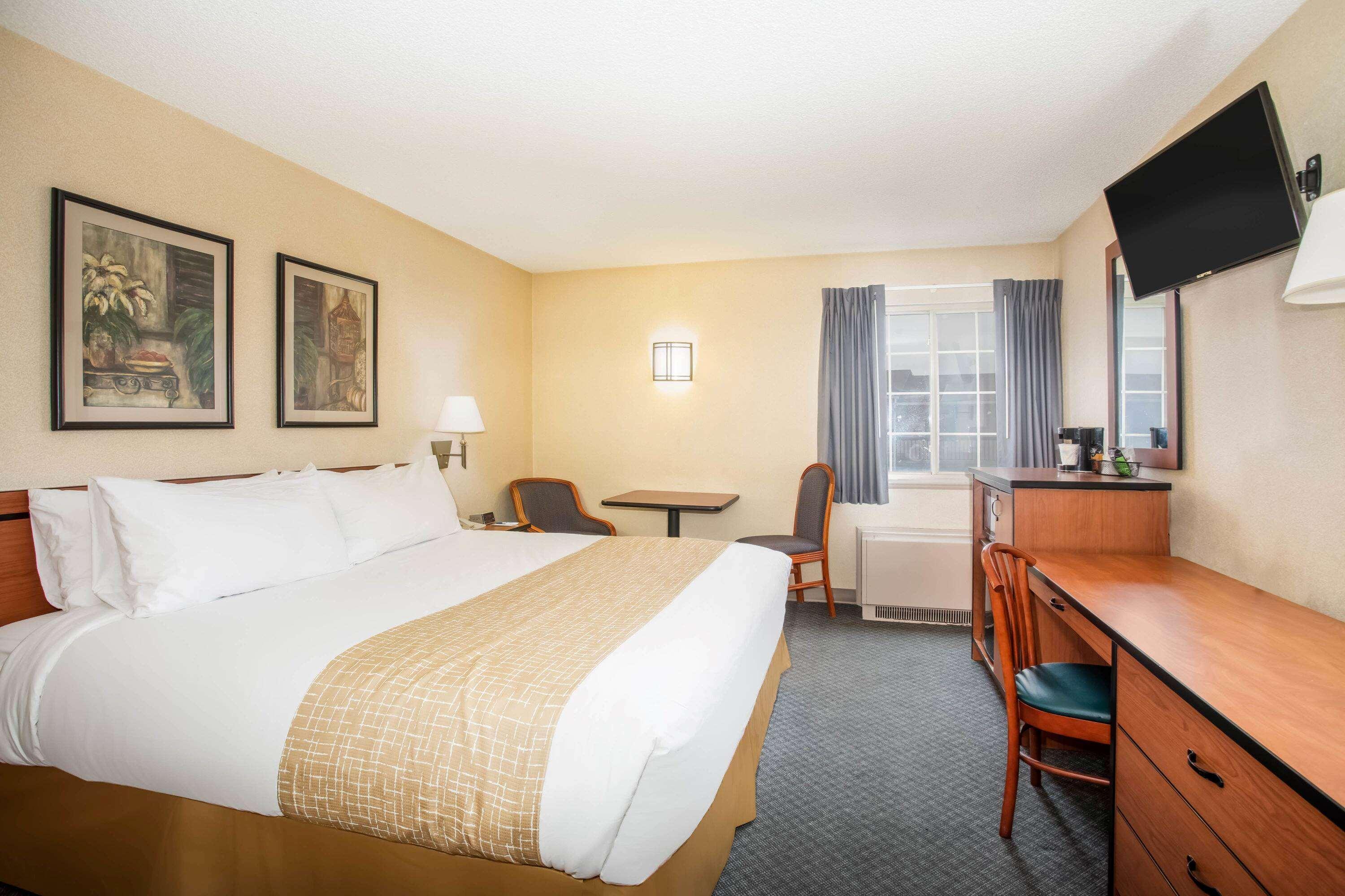 Travelodge By Wyndham Airport - Peterson Sfb Colorado Springs