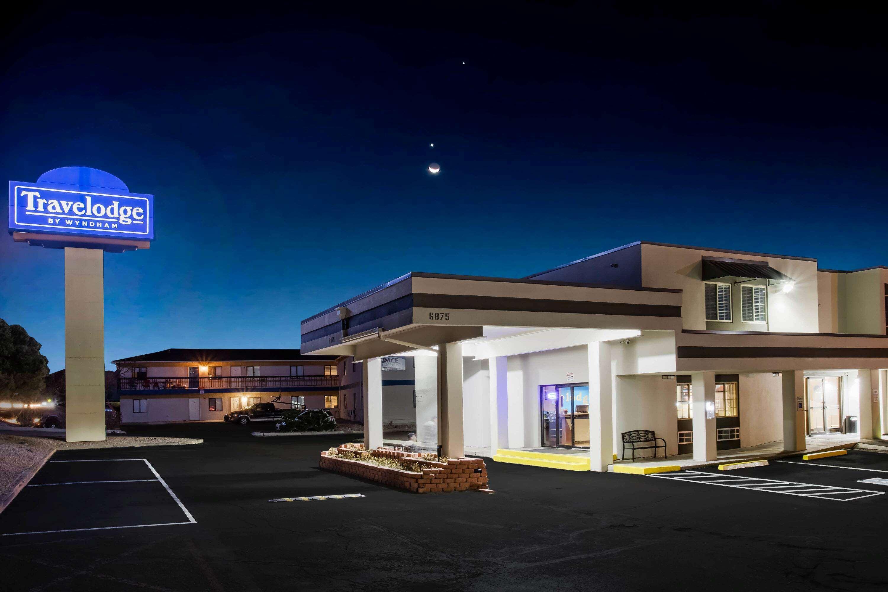 Hotel Travelodge By Wyndham Airport - Peterson Sfb 2*