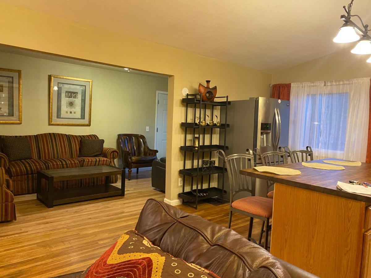 Westside Large Holiday home Colorado Springs