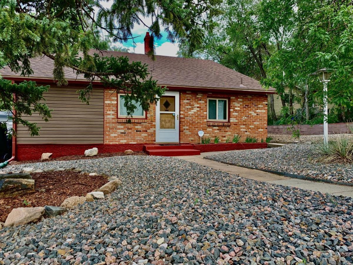Holiday home Newly Renovated Cozy Minutes From Broadmoor And Downtown Colorado Springs