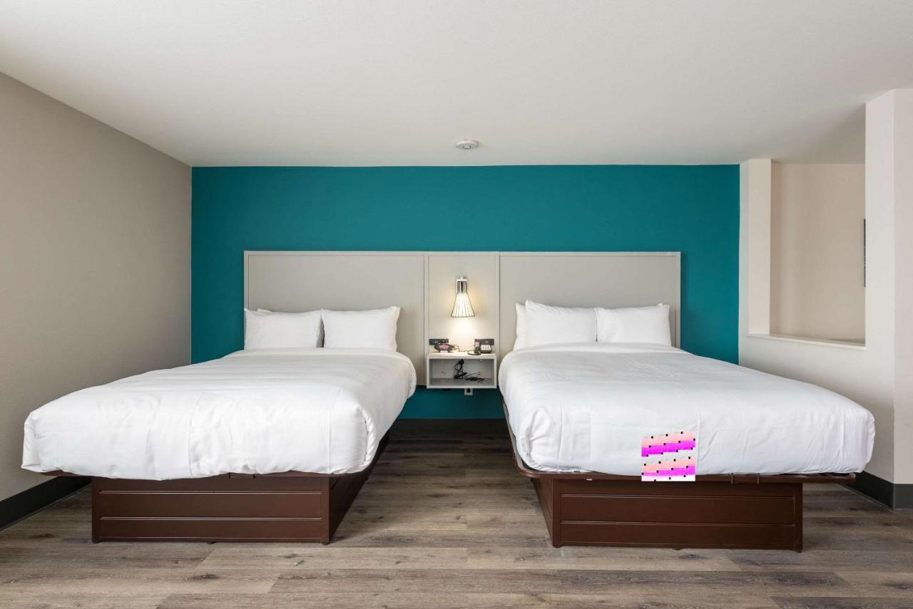 Hotel Comfort East - Medical Center Area 2*