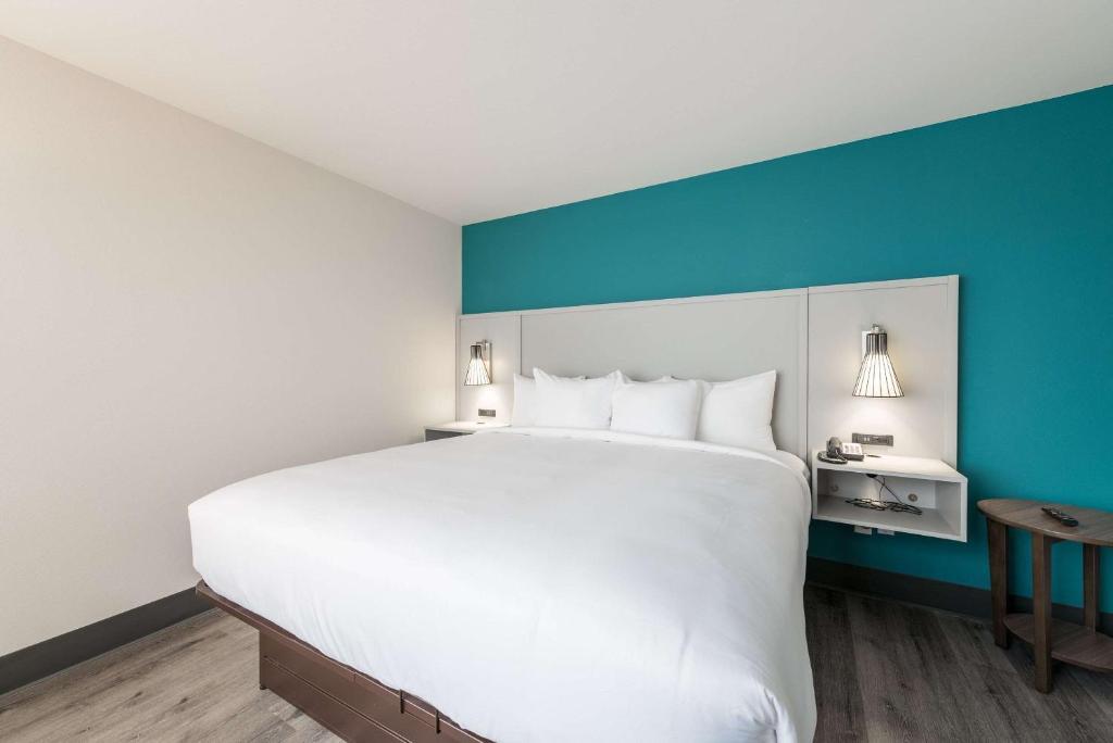 Hotel Comfort East - Medical Center Area 2*