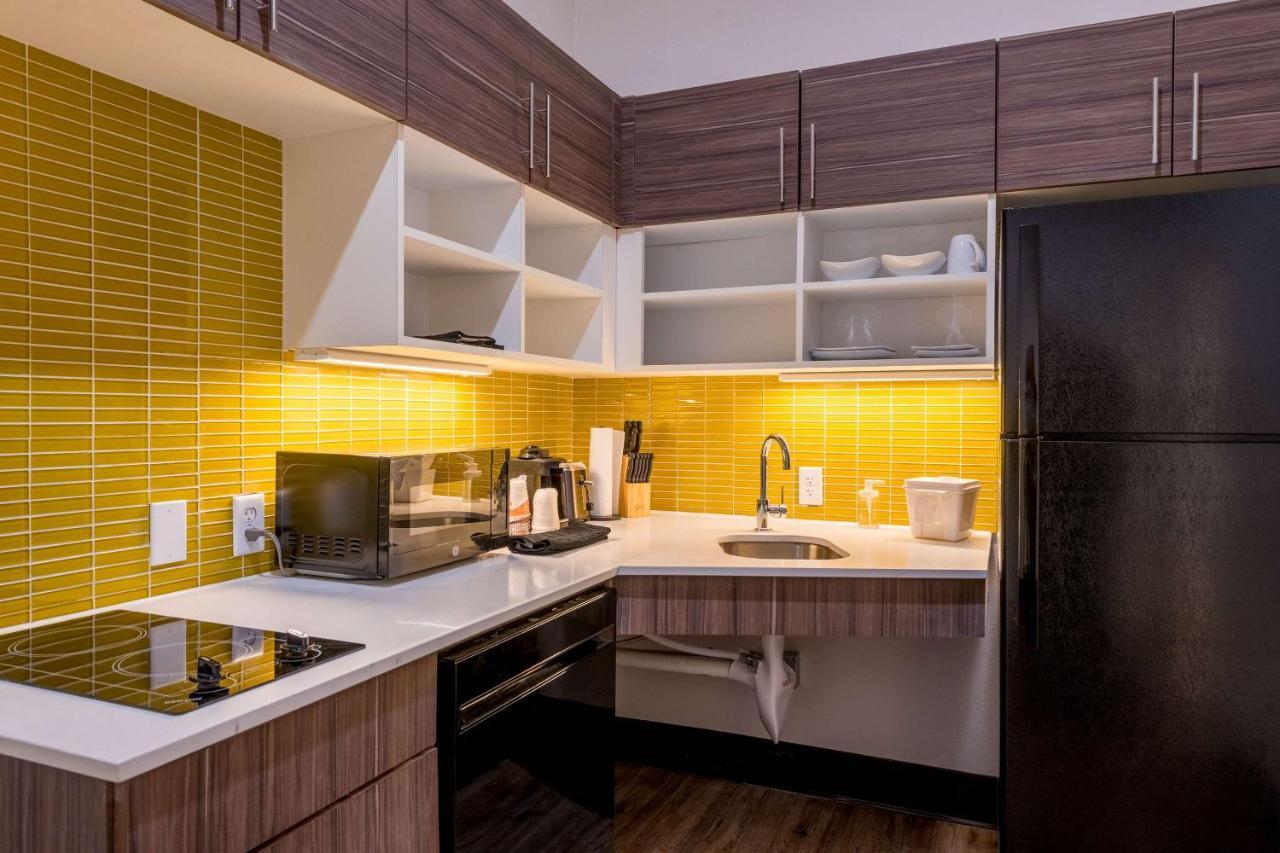 Mainstay East - Medical Center Area Hotel 2*