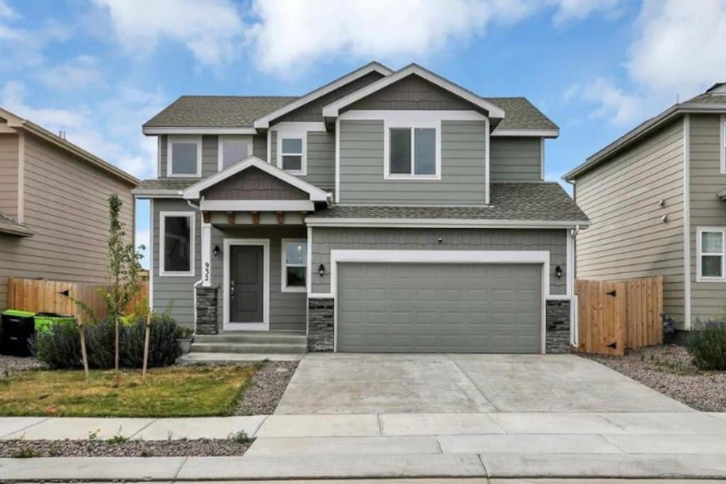 New, Pet-friendly, Cozy Home! Holiday home Colorado Springs