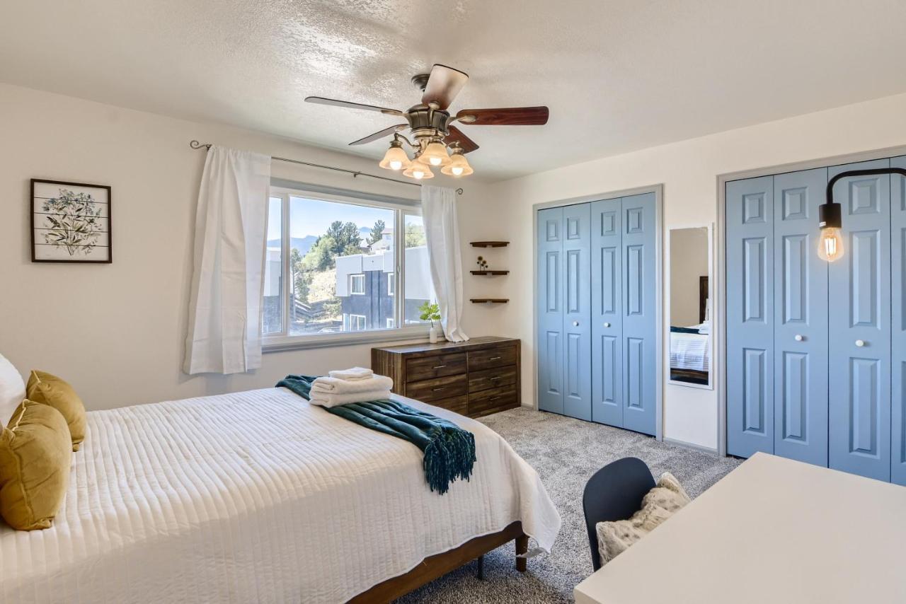 Apartment Rare Find Modern Townhome In The Heart Of Old Colorado