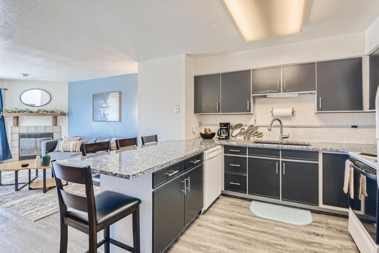 Apartment Rare Find Modern Townhome In The Heart Of Old Colorado *