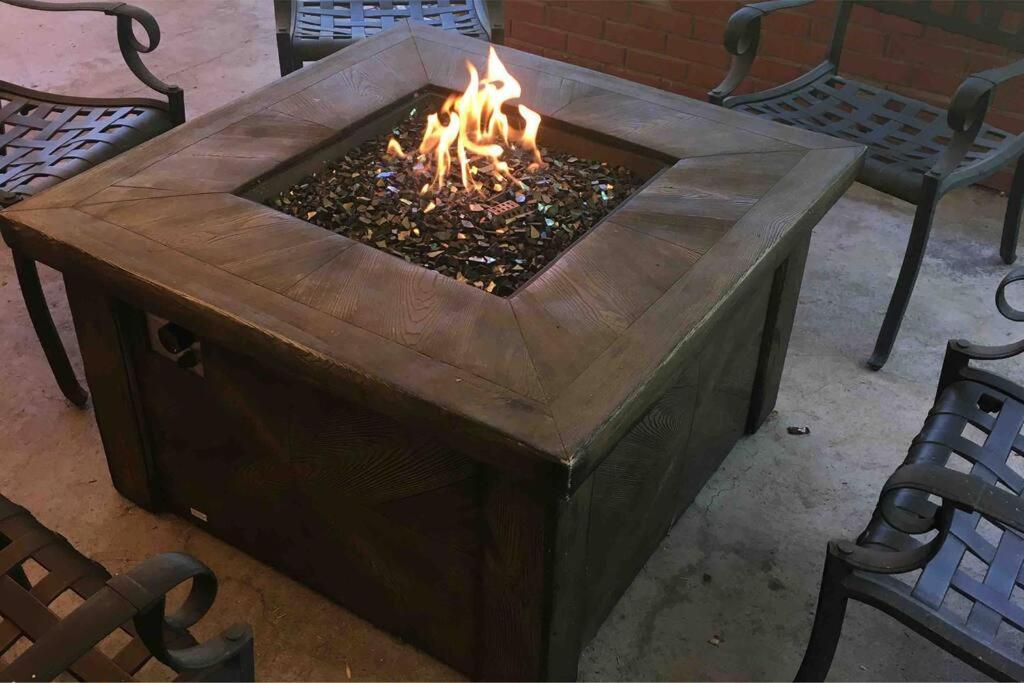 Beautiful Perfectly Located Hot Tub Fire Pit Bikes Colorado Springs