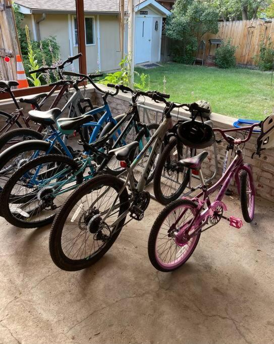 Beautiful Perfectly Located Hot Tub Fire Pit Bikes