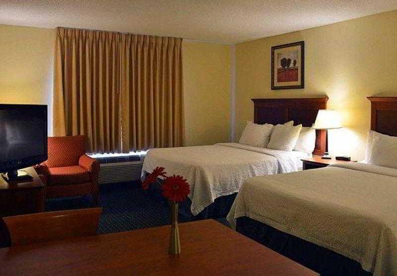 Towneplace By Marriott South Hotel 3*