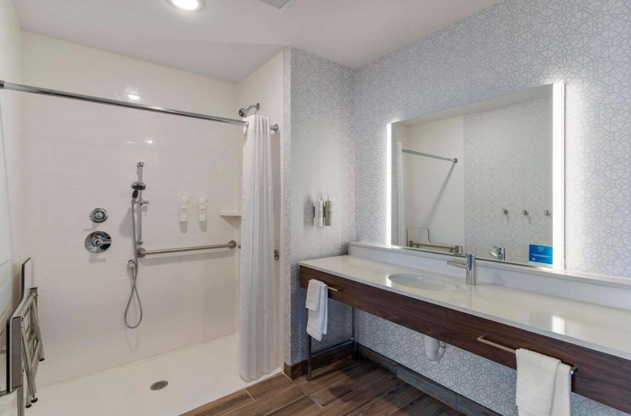 Hotel Hampton Northeast 3*