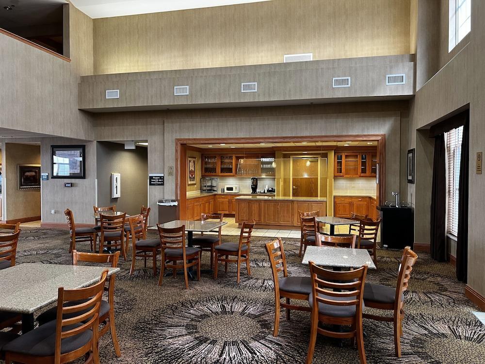 Hyatt House Airport Colorado Springs
