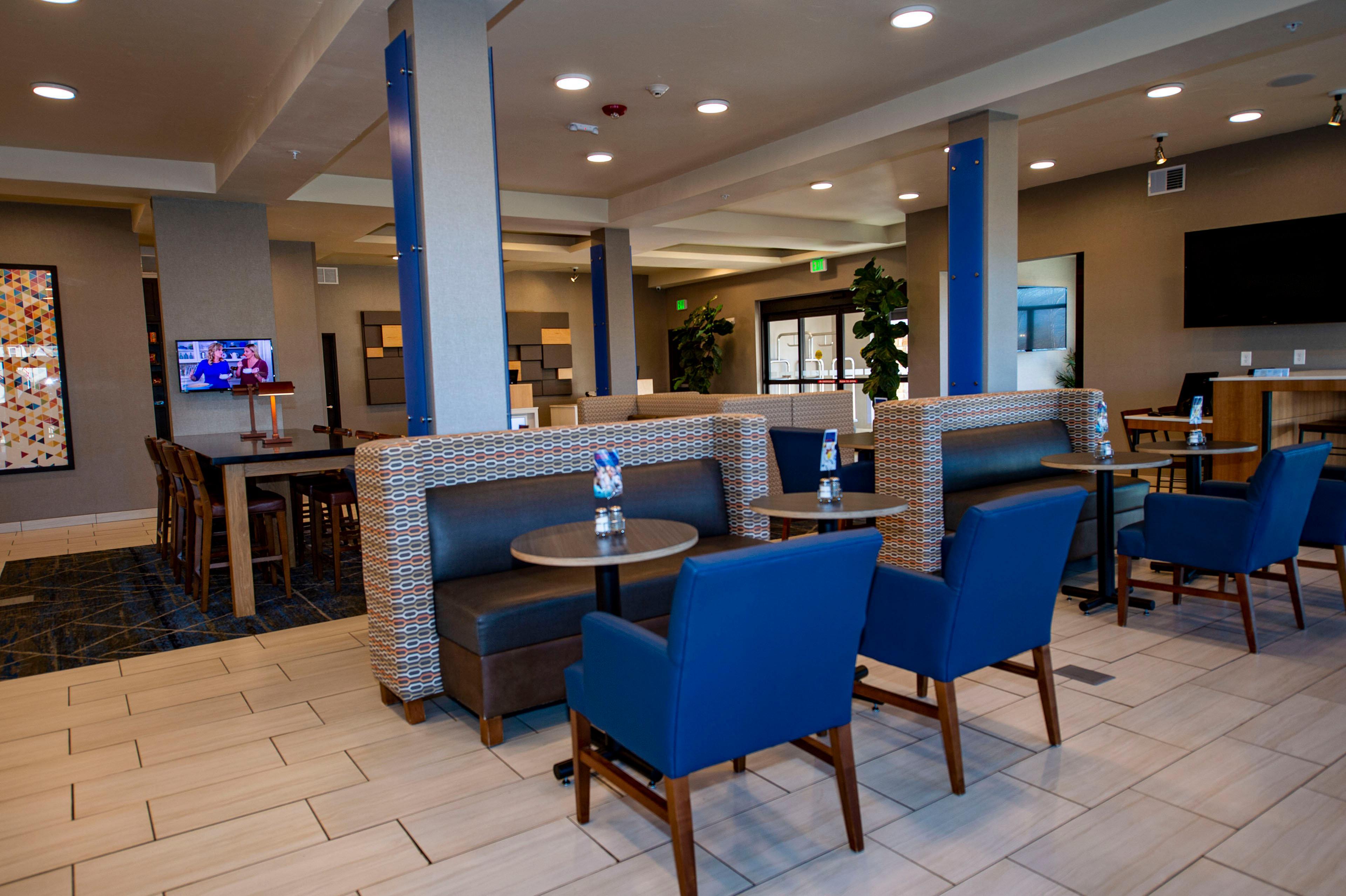 Express & - Afa Northgate By Ihg Hotel Colorado Springs