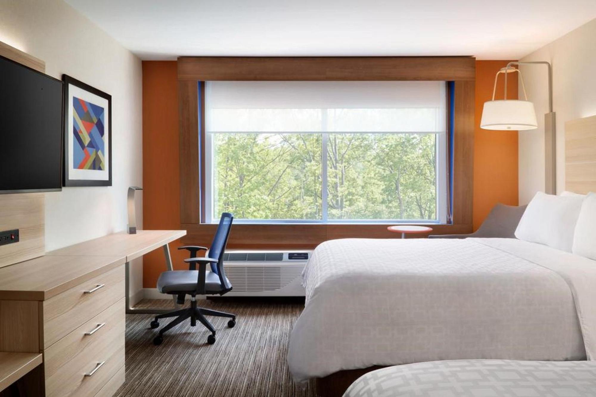 Express & - South I-25 By Ihg 3* Colorado Springs