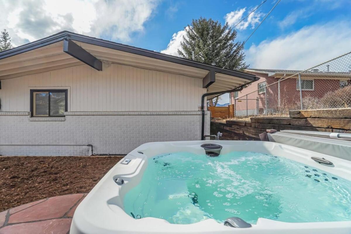 Peakview Family Lux - Man Cave Hot Tub Bbq Views * Colorado Springs