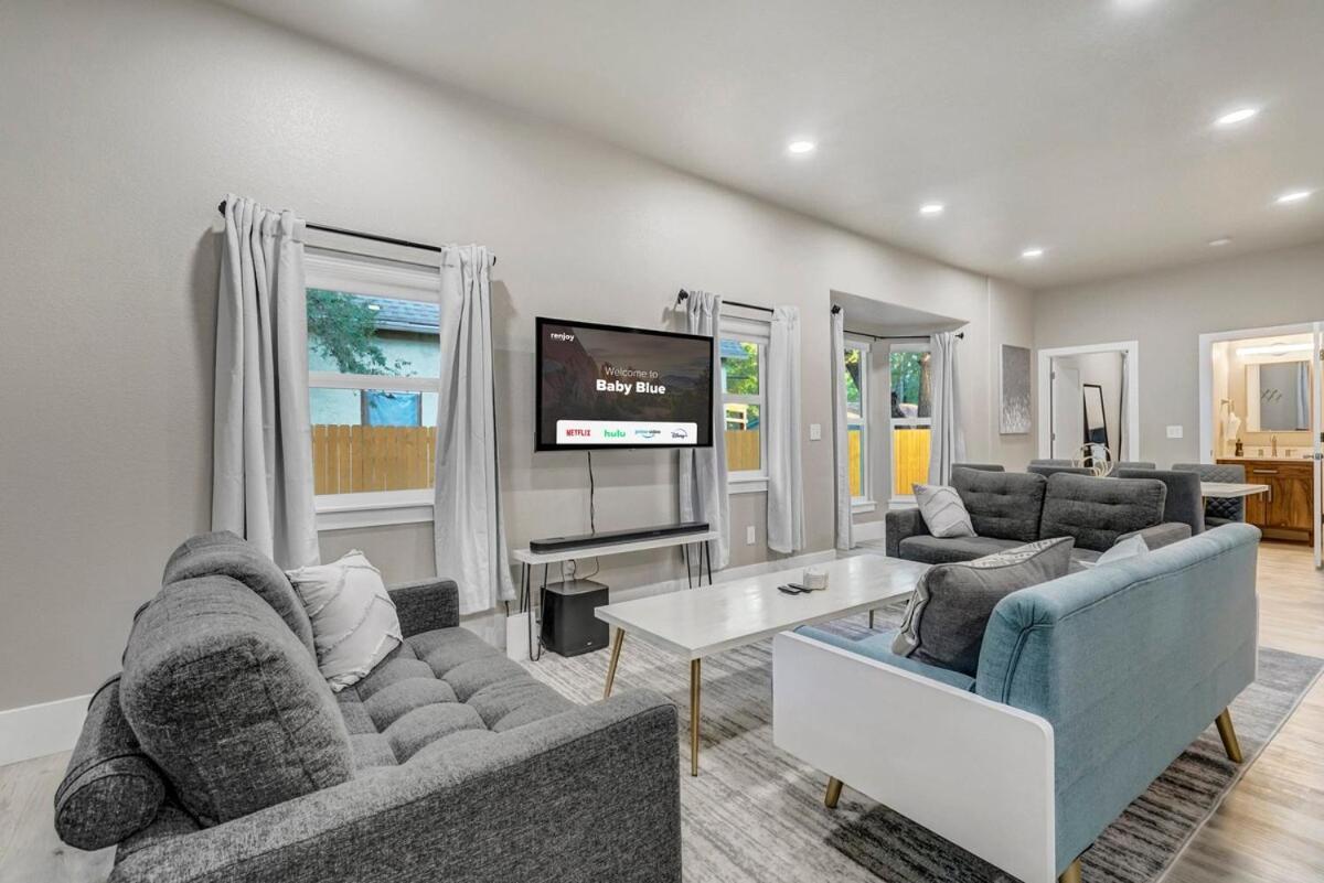 Baby Blue - Hot Tub Easy Access To Locations Holiday home Colorado Springs