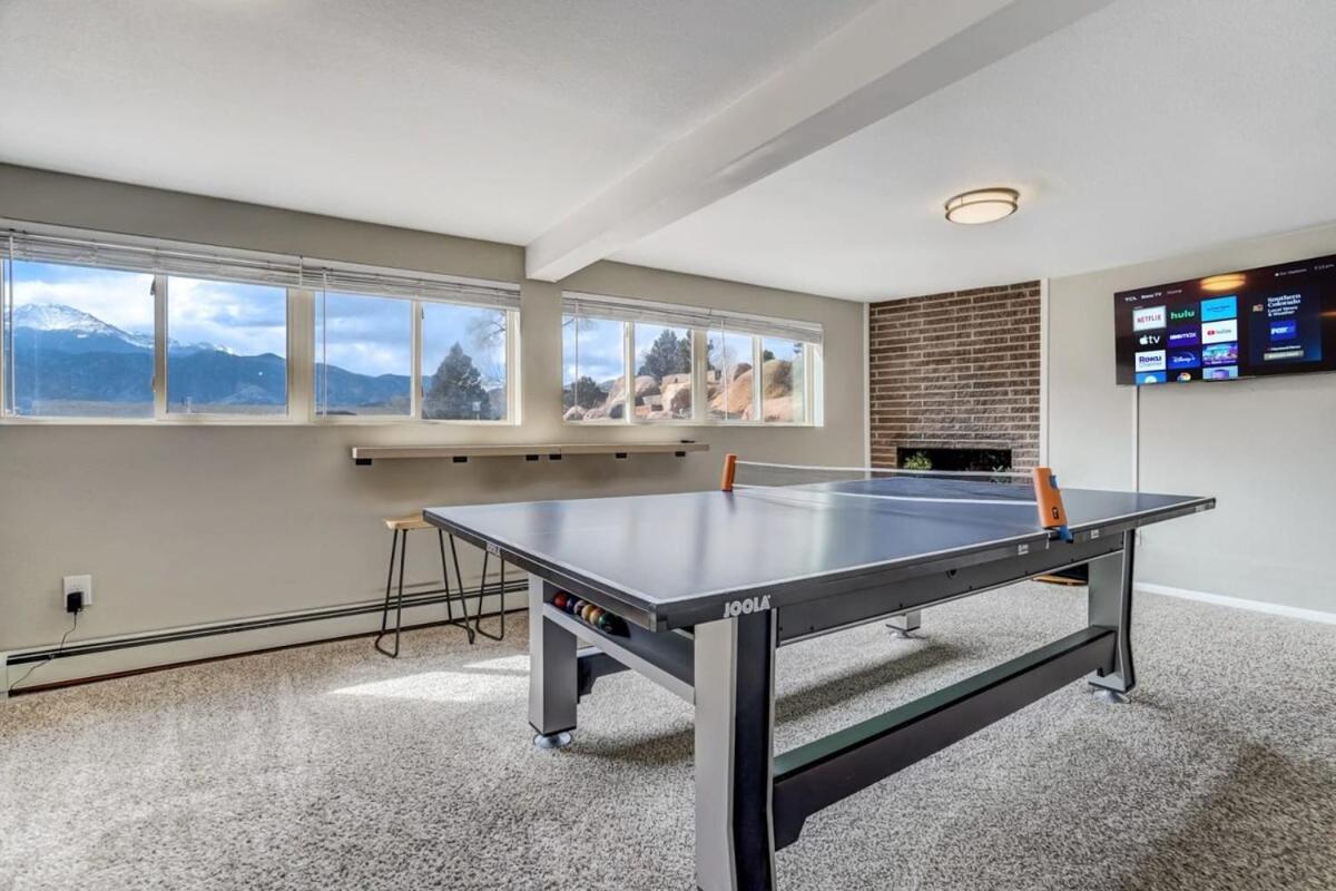 Peakview Family Lux - Man Cave Hot Tub Bbq Views Colorado Springs