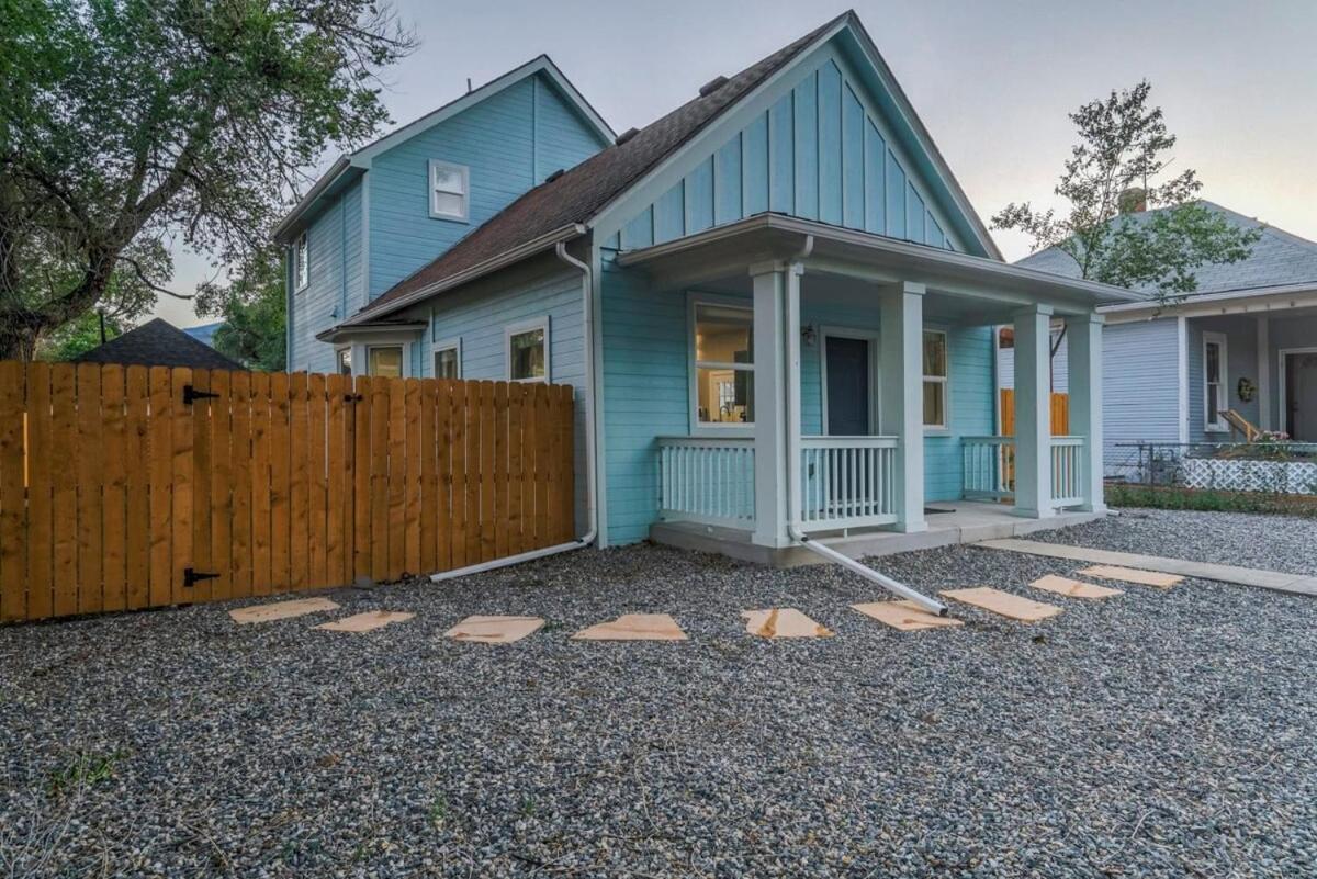 Baby Blue - Hot Tub Easy Access To Locations *