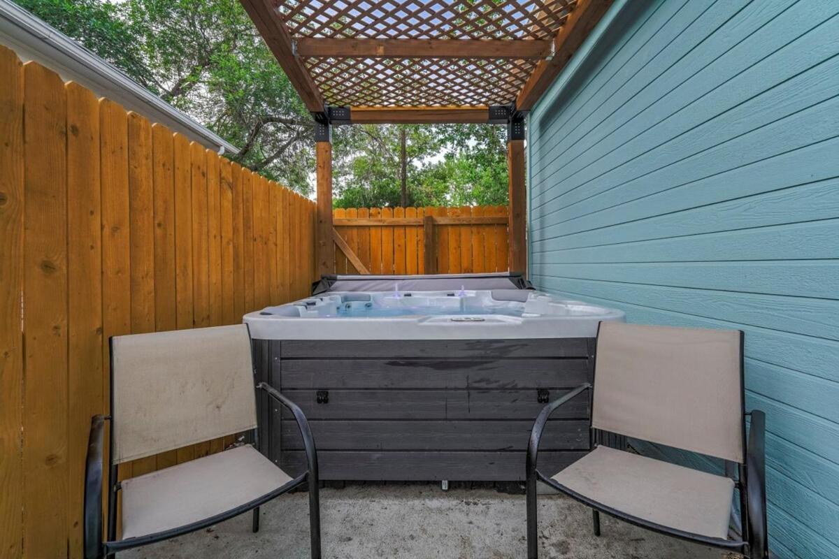 Baby Blue - Hot Tub Easy Access To Locations Holiday home *