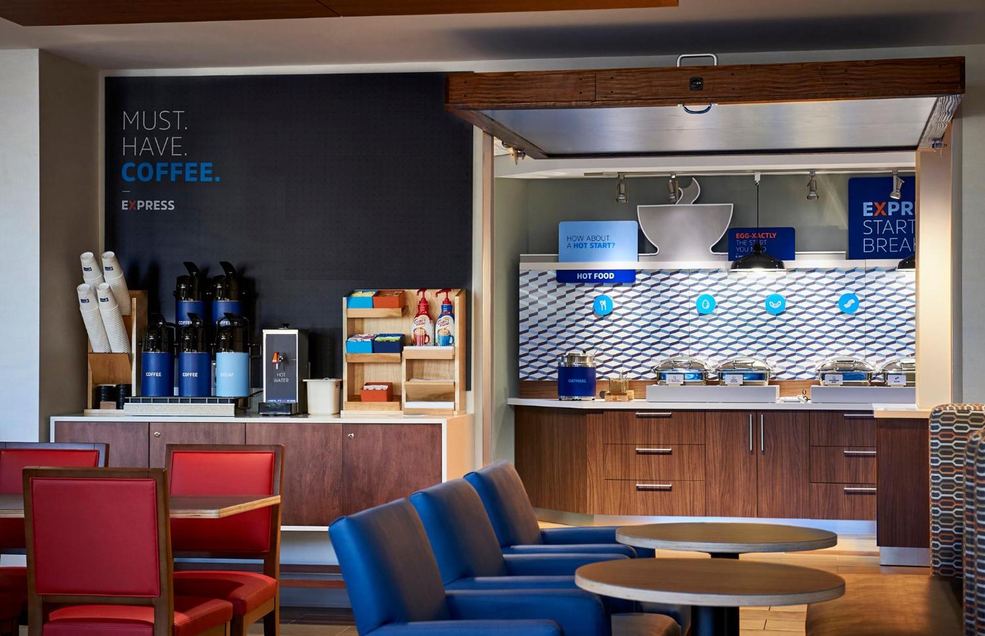 Express & - South I-25 By Ihg Hotel