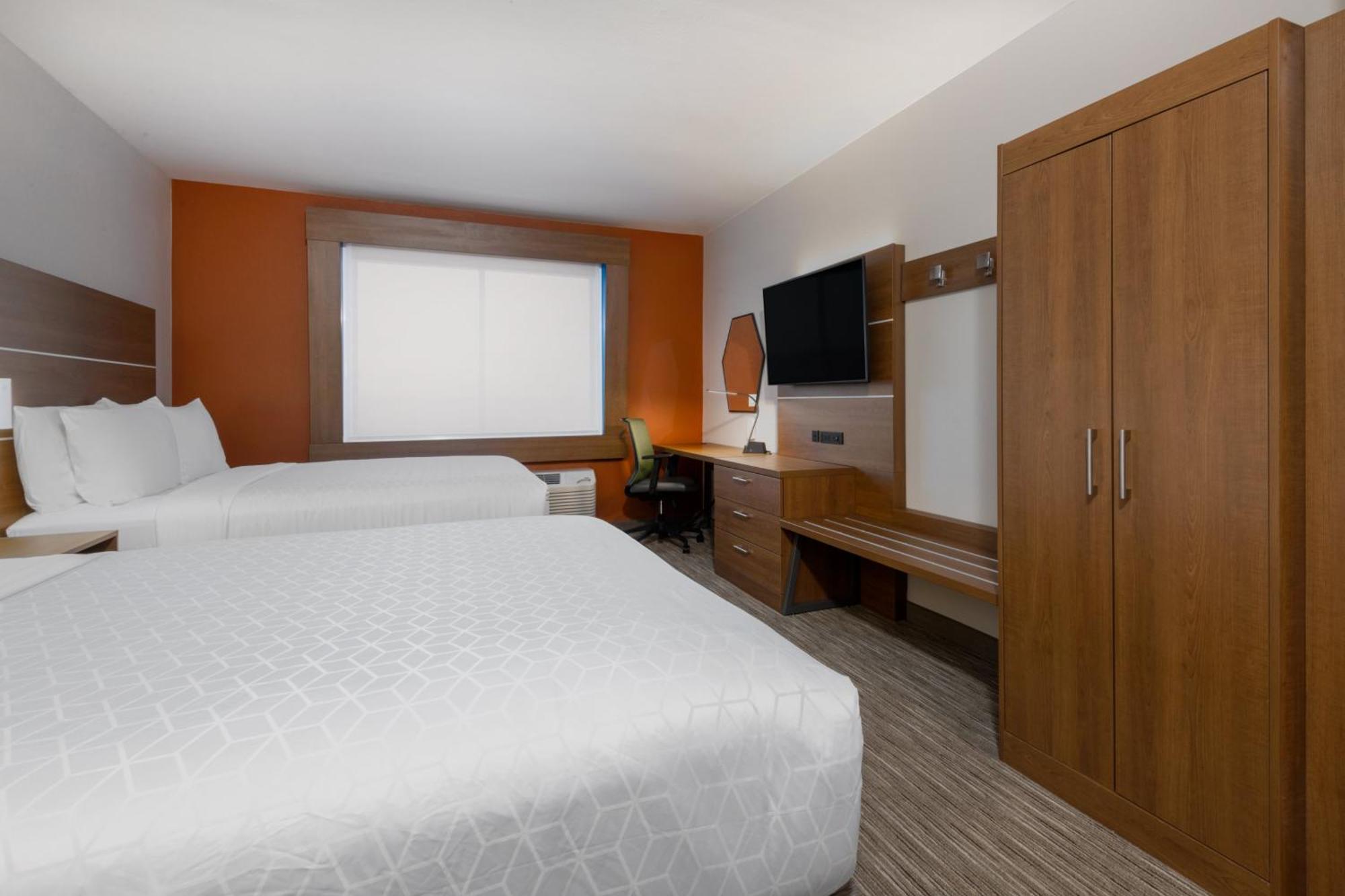 Express & - South I-25 By Ihg