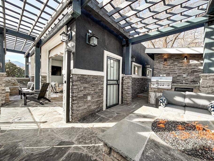 Colorado Spa Retreat / Hot Tub/sauna / Downtown Colorado Springs