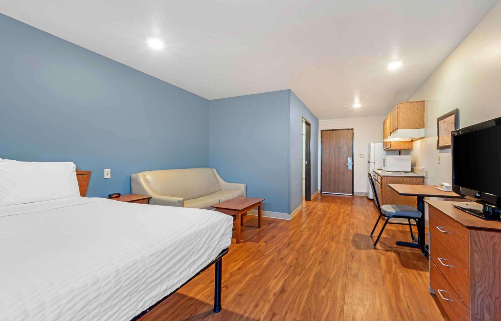 Extended America Select - - Airport Hotel 2*