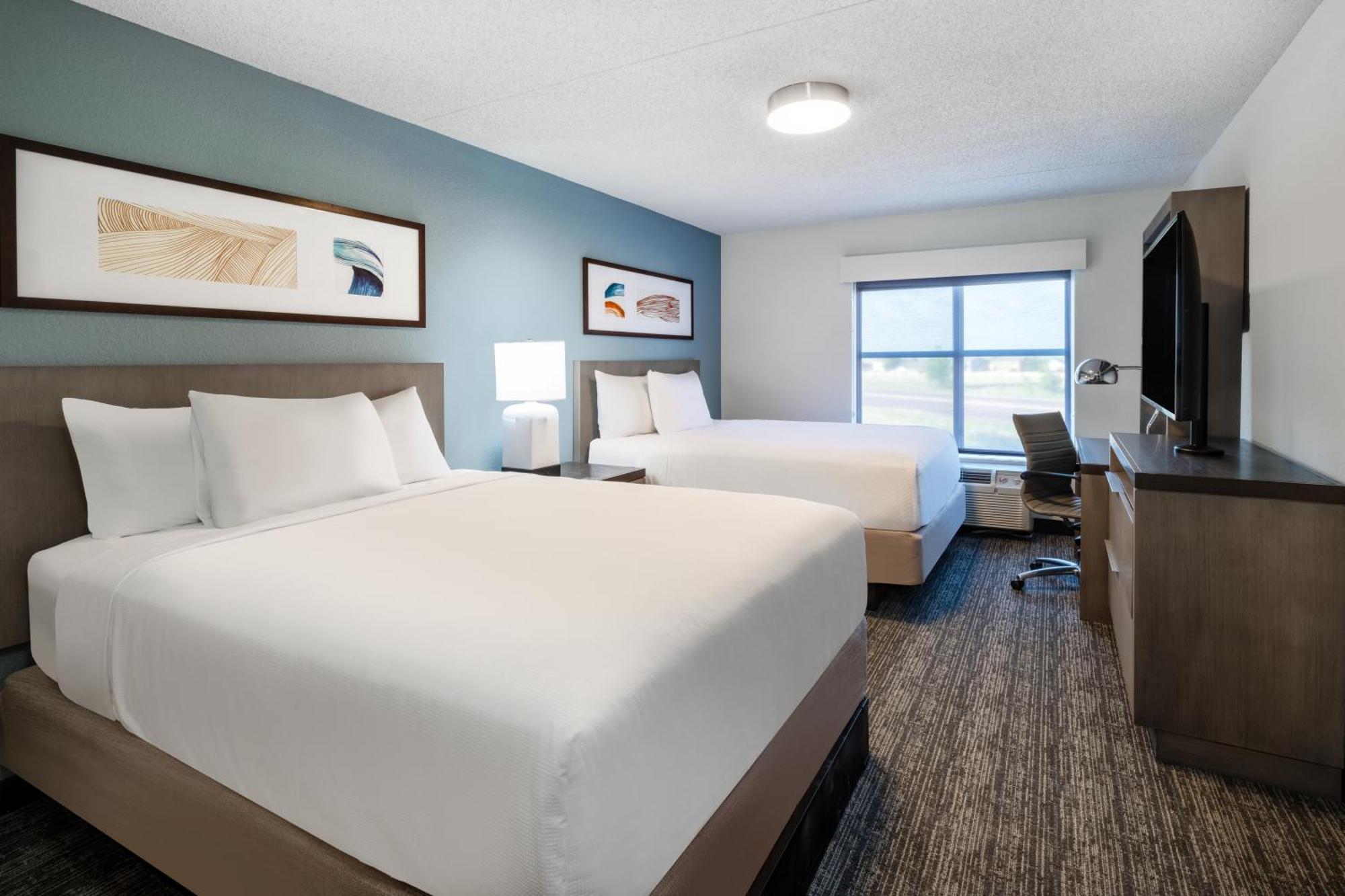 Hyatt House Airport Hotel 3*