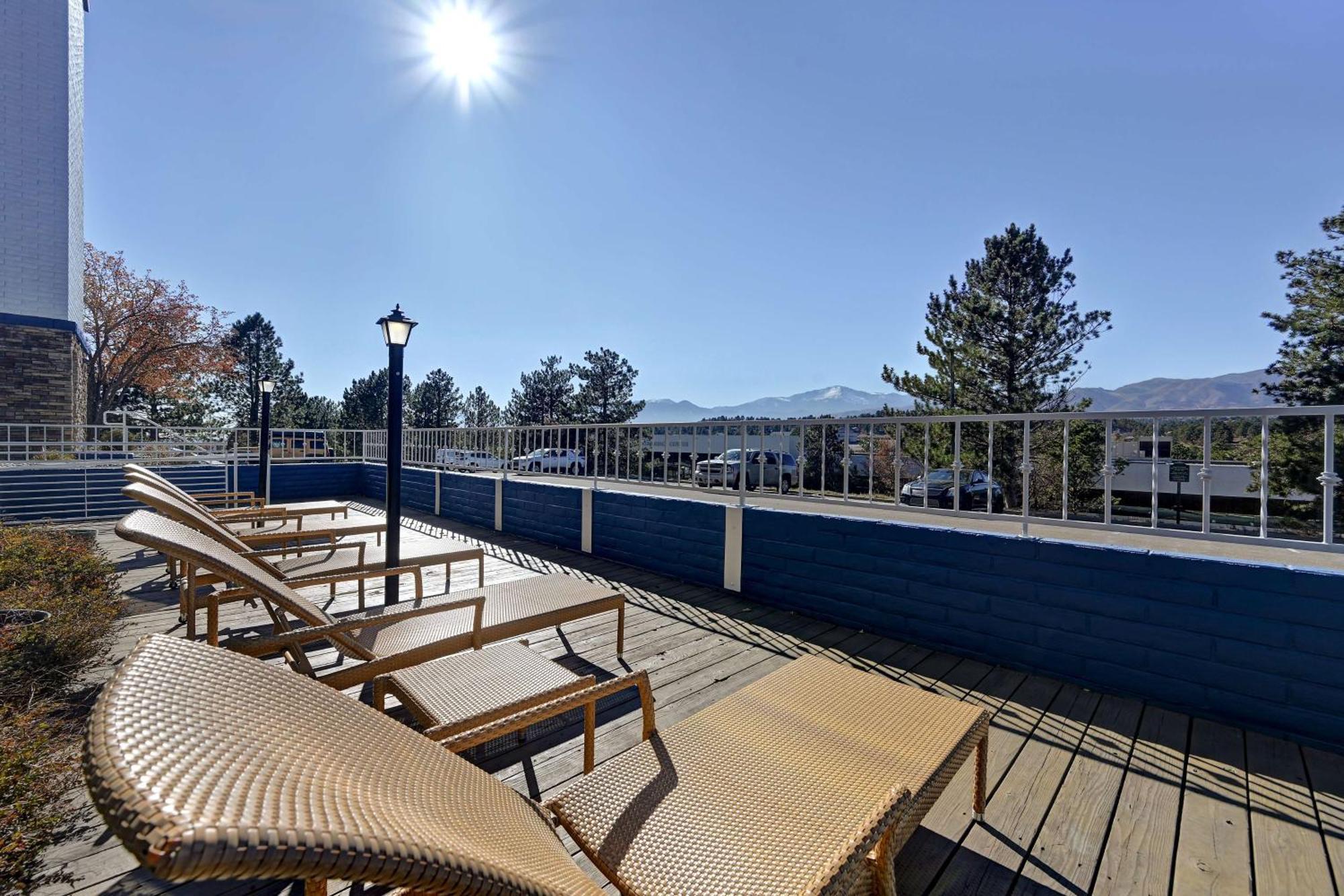 Embassy By Hilton 4* Colorado Springs