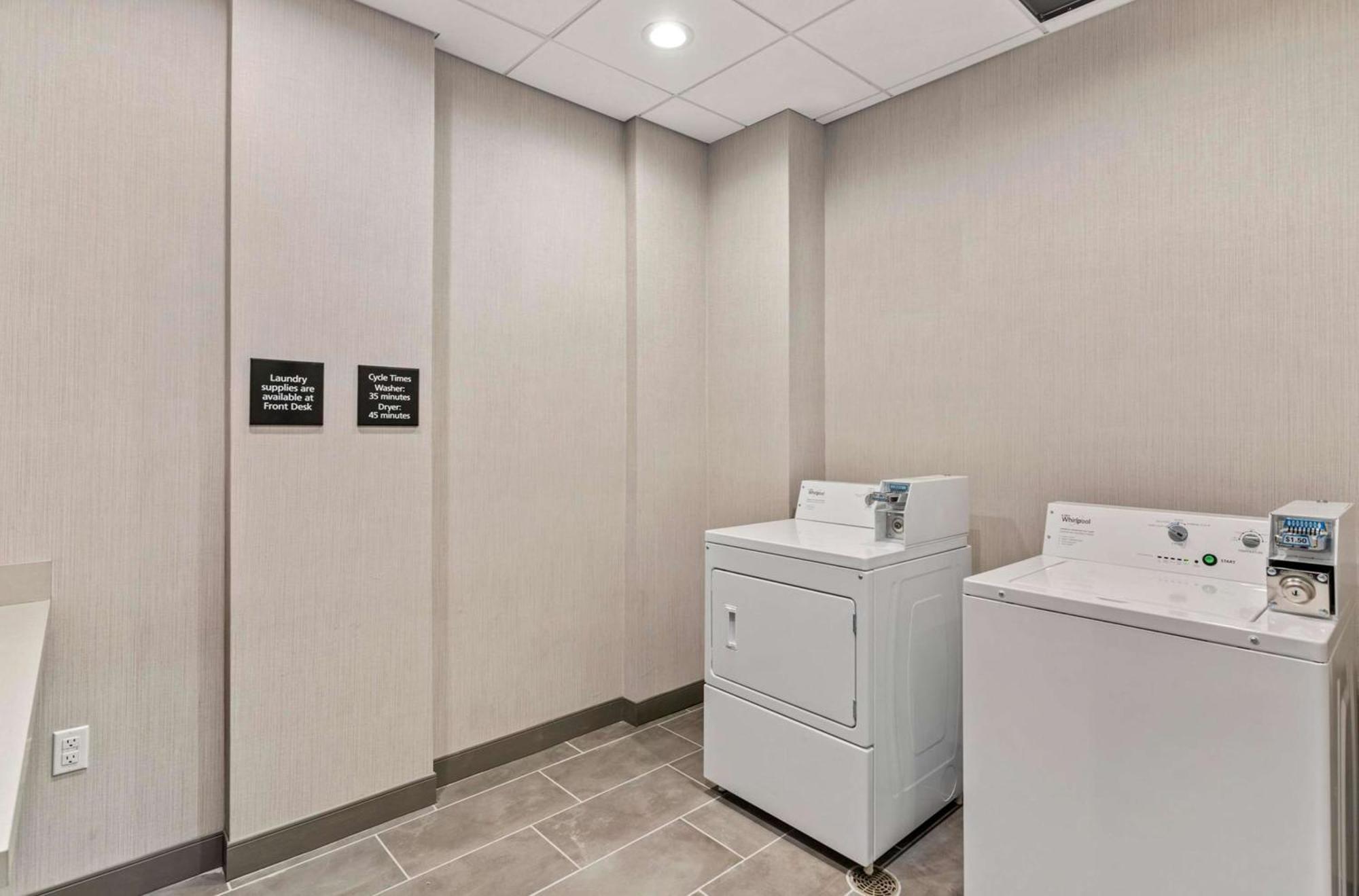 Hampton Northeast Hotel 3*