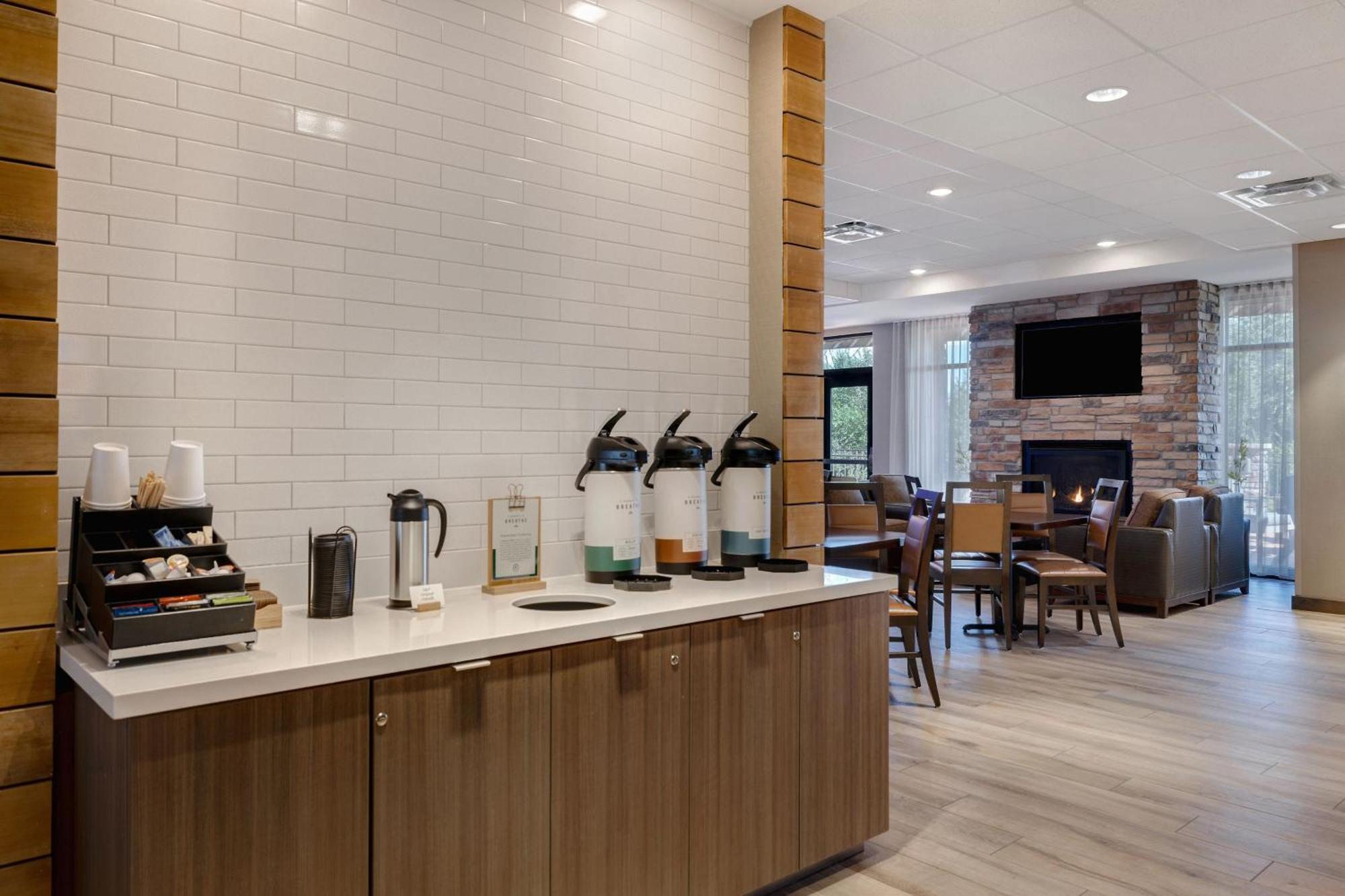 Fairfield & By Marriott East Hotel 3*