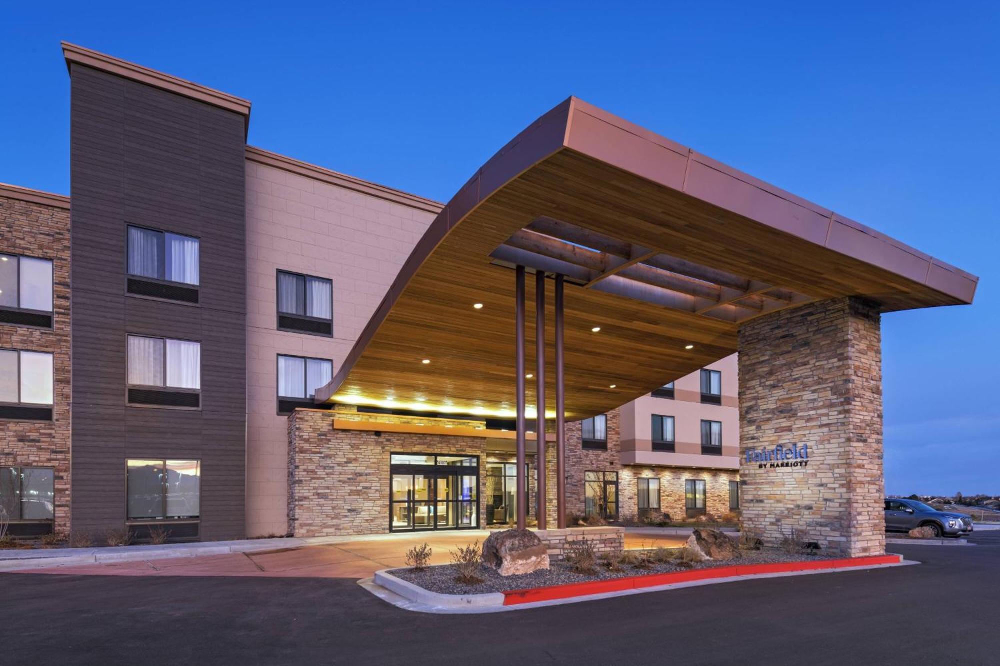 Fairfield & By Marriott East Hotel Colorado Springs