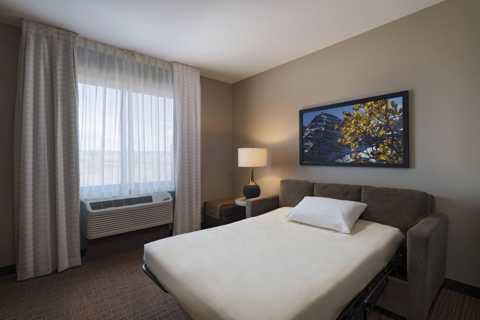 Fairfield & By Marriott East Hotel