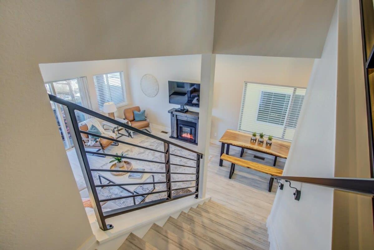 4br Urban Rooftop Patio With Views Holiday home