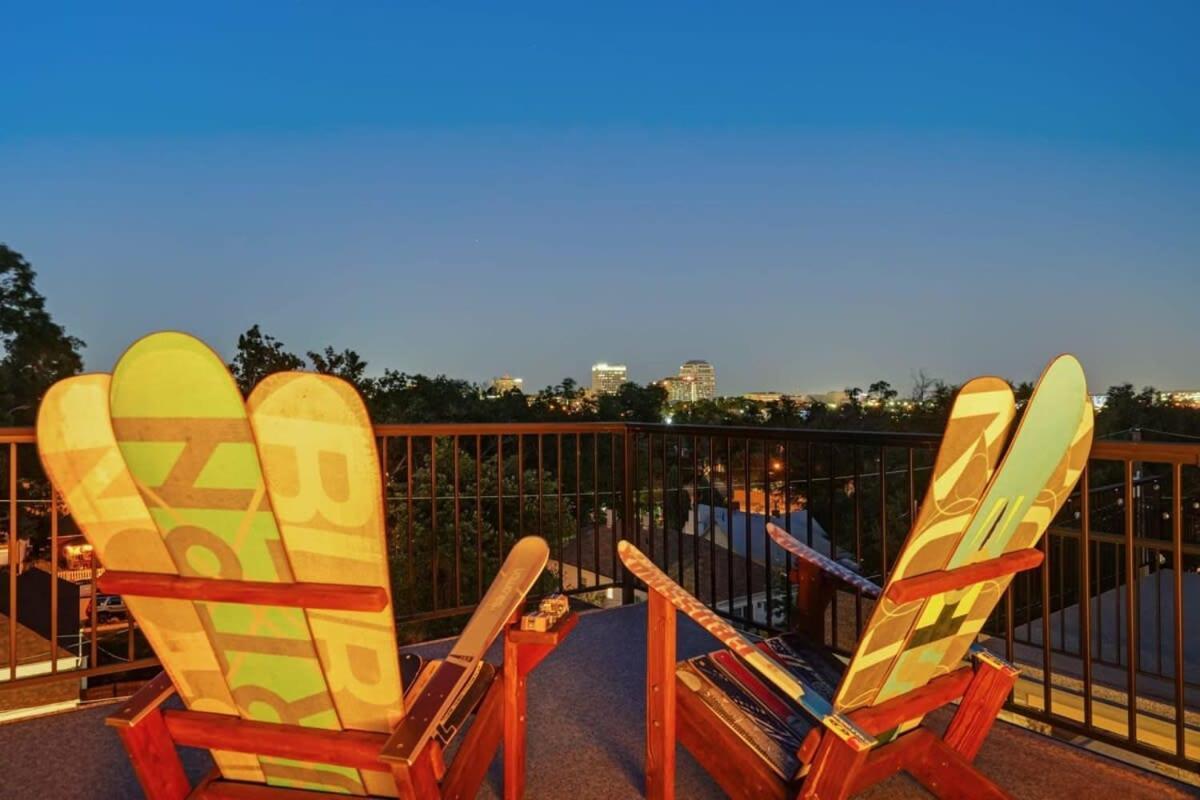 Holiday home 4br Urban Rooftop Patio With Views Colorado Springs