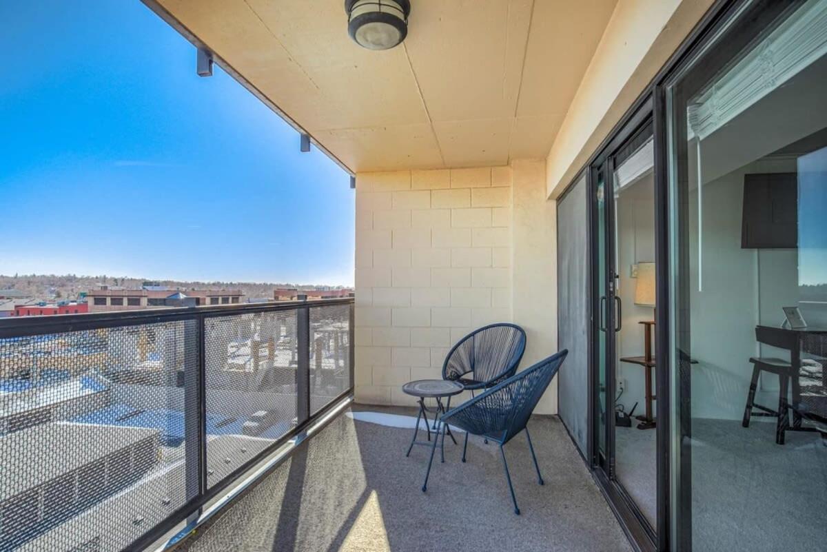 Apartment Chic Skyview Downtown
