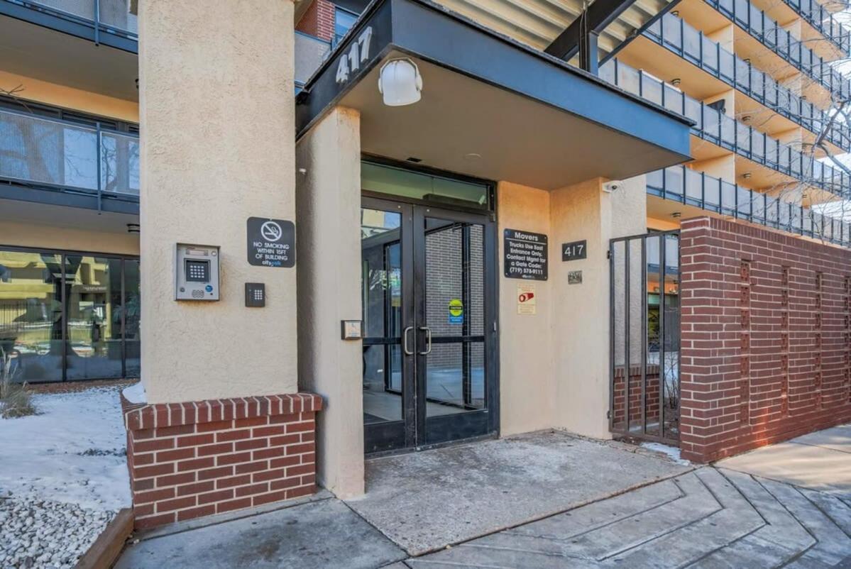 Chic Skyview Downtown Apartment Colorado Springs