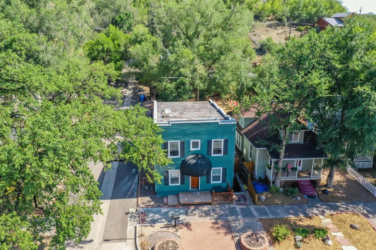 2 Bds Garden Of Gods - Near It Apartment *