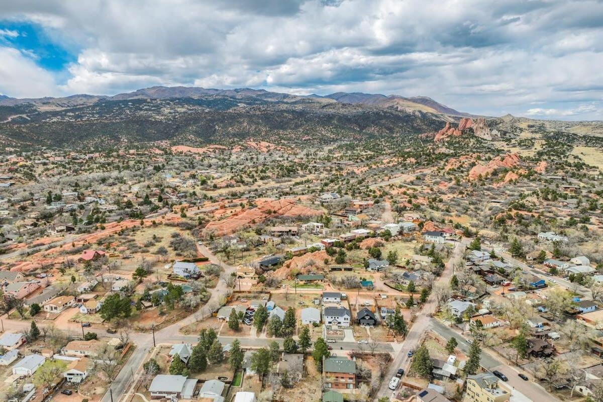 Apartment Close To The Action Walk To Garden Of The Gods Colorado Springs