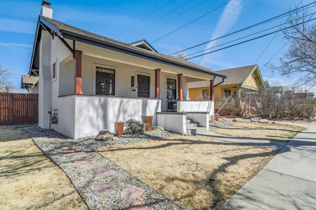 3bd Downtown Family Escape Grill Fire Pit Colorado Springs