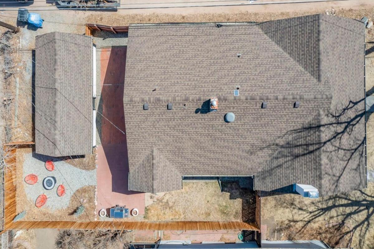 3bd Downtown Family Escape Grill Fire Pit Colorado Springs