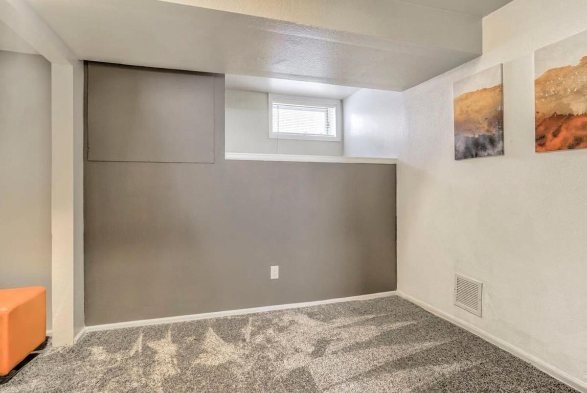 3bd Downtown Family Escape Grill Fire Pit