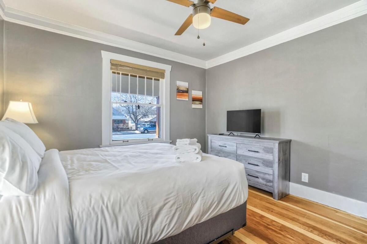 3bd Downtown Family Escape Grill Fire Pit