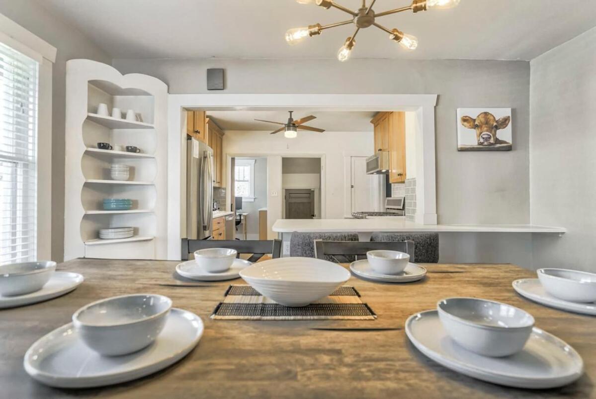 3bd Downtown Family Escape Grill Fire Pit Colorado Springs