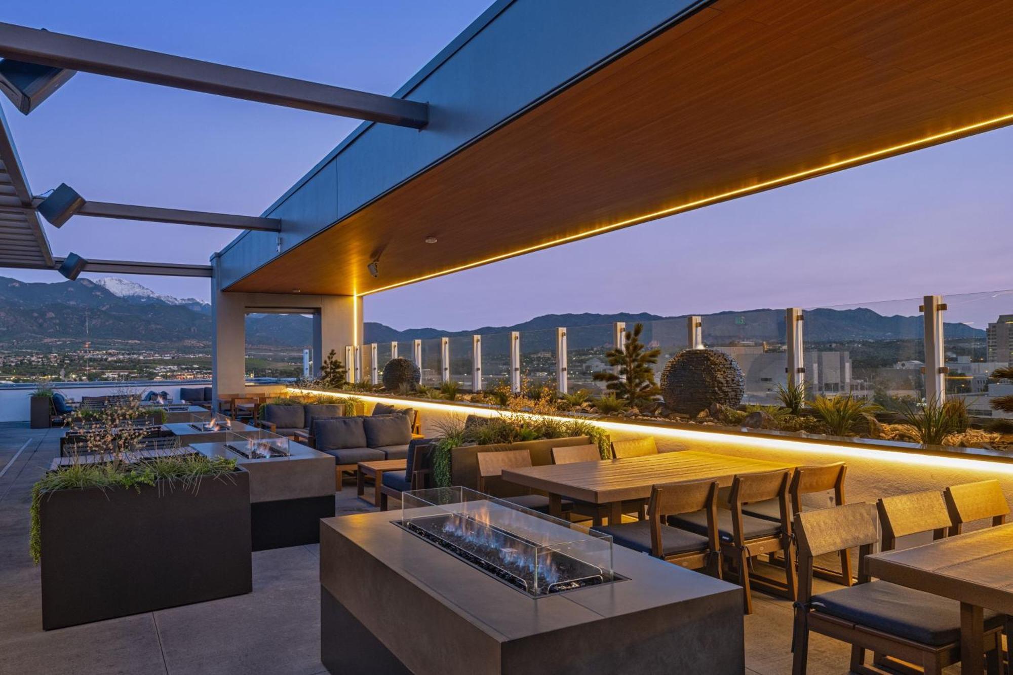 Element Downtown *